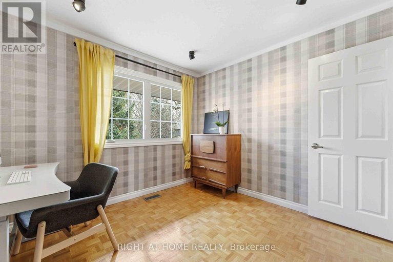 29633174/45-banting-way/beaverbrook/ottawa/ontario/K2K1P7_30