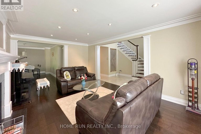 29592563/35-blue-heron-court/rockcliffe/ottawa/ontario/K1L8J7_8