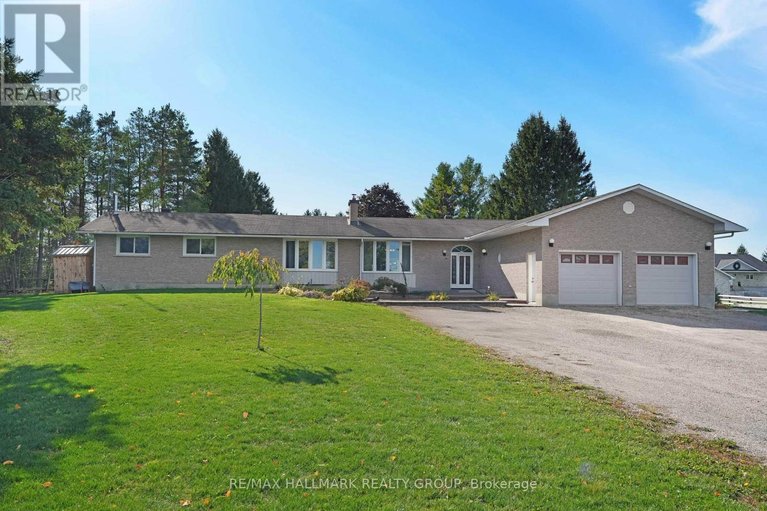 29685327/5758-third-line-road-n/rideau-twp-w-of-hwy-16-north-of-reg-rd-6/ottawa/ontario/K0A2T0_2