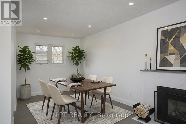 29606503/2317-elmira-drive/parkway-park/ottawa/ontario/K2C1H3_14