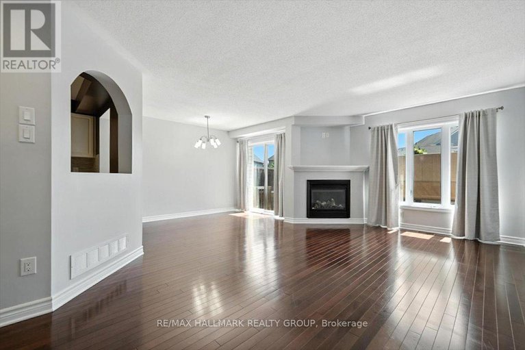 28627060/370-gerry-lalonde-drive/avalon-west/ottawa/ontario/K4A0Y3_17