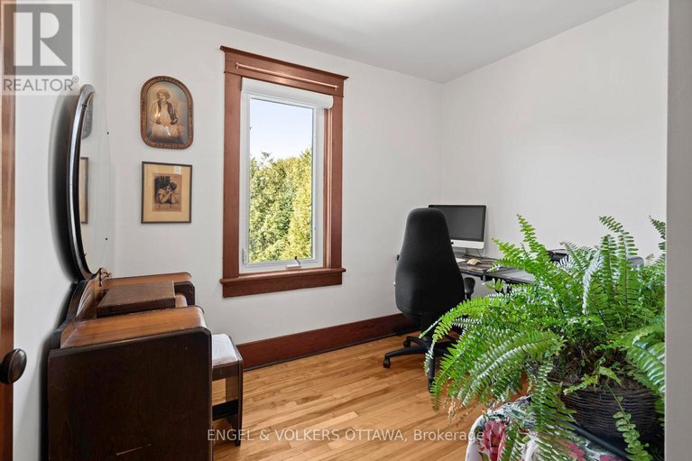 29466007/44-hampton-avenue/ottawa-west/ottawa/ontario/K1Y0N2_24