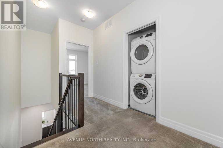 29111767/938-woodroffe-avenue/whitehaven/ottawa/ontario/K2A3R7_28