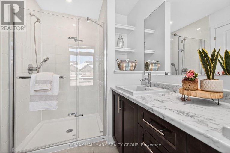 29191118/307-ibanez-walk/leitrim/ottawa/ontario/K1T0V8_30