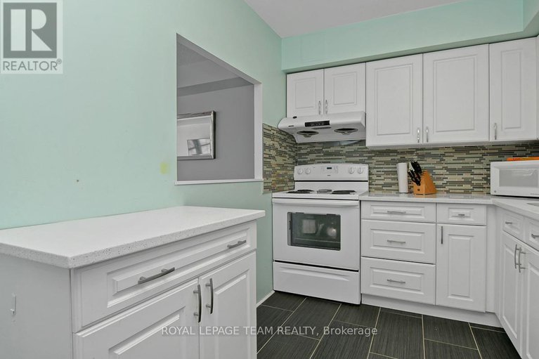 28414487/303-1500-riverside-drive/riverview-park/ottawa/ontario/K1G4J4_8