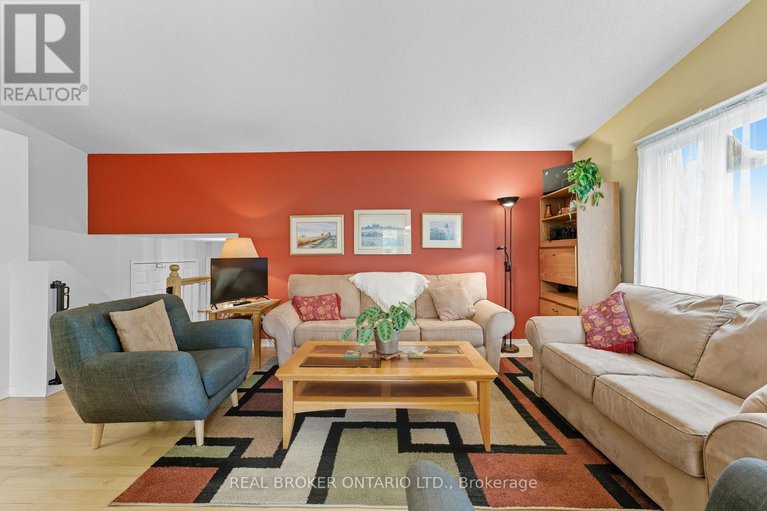 29420694/18-smith-road/north-grenville-twp-kemptville-south/north-grenville/ontario/K0G1T0_11