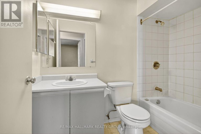 29004659/306-270-brittany-drive/viscount-alexander-park/ottawa/ontario/K1K4M3_23