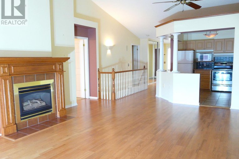 29043217/1172-foxborough-private/beaconwood/ottawa/ontario/K1J1E2_5