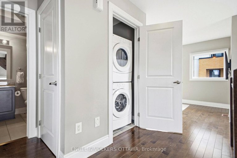 29438662/1890-carling-avenue/mckellar-heightsglabar-park/ottawa/ontario/K2A1E7_27