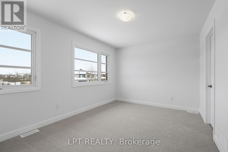 29596251/301-moonlight-drive/russell-twp/russell/ontario/K4R0L1_28