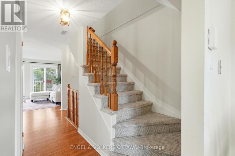 29492225/40-244-briston-private/hunt-club-park/ottawa/ontario/K1G5P9_13