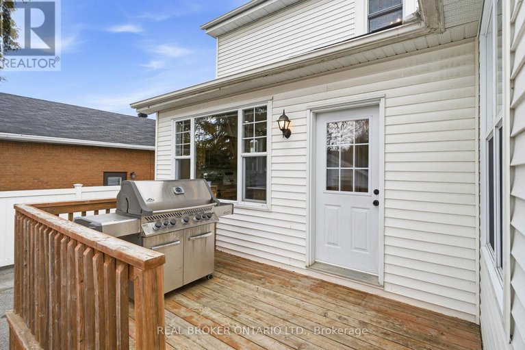 29601984/496-hartleigh-avenue/woodroffe/ottawa/ontario/K2B5J6_33