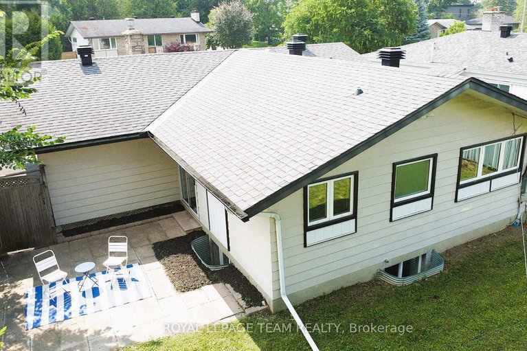 28613044/2931-southmore-drive-e/riverside-park-south/ottawa/ontario/K1V6Z6_33