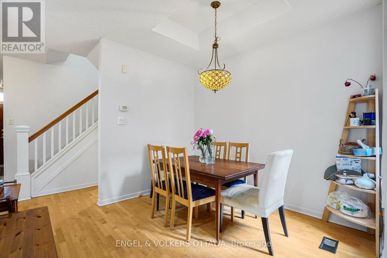 28681479/293-somerset-street-e/sandy-hill/ottawa/ontario/K1N6V9_14