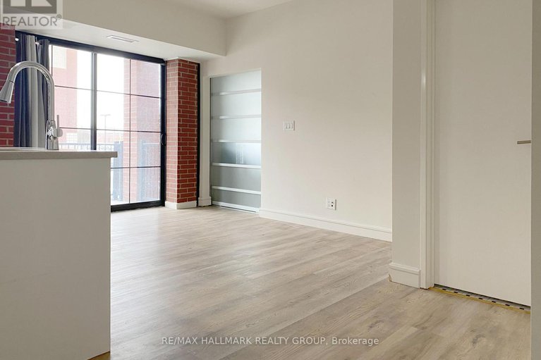 29420201/208-555-anand-private/riverside-park-south/ottawa/ontario/K1V2R7_12