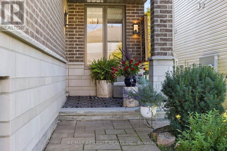 28939991/90-porter-street/stittsville-south/ottawa/ontario/K2S2L8_3