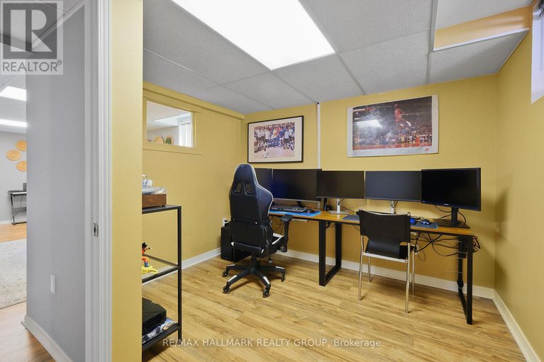 28342814/35-willow-glen-drive/bridlewood/ottawa/ontario/K2M1K8_26
