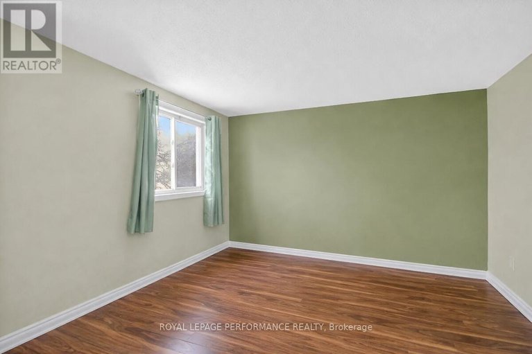 29395865/9-3064-olympic-way/blossom-parkleitrim/ottawa/ontario/K1T1Y6_11