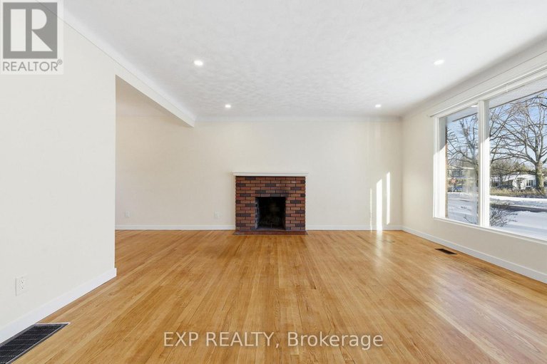 29326818/2243-miramichi-street/kenson-park/ottawa/ontario/K2C0Z1_5