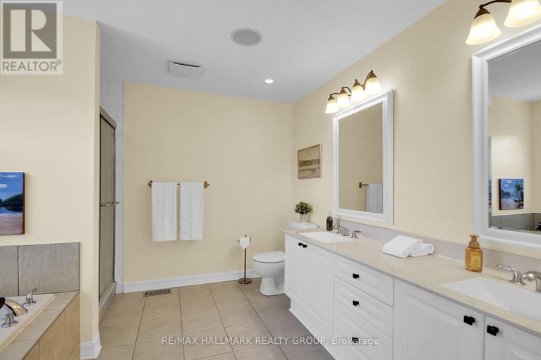 28613594/30-oakbriar-crescent/stonebridge/ottawa/ontario/K2J5G1_21