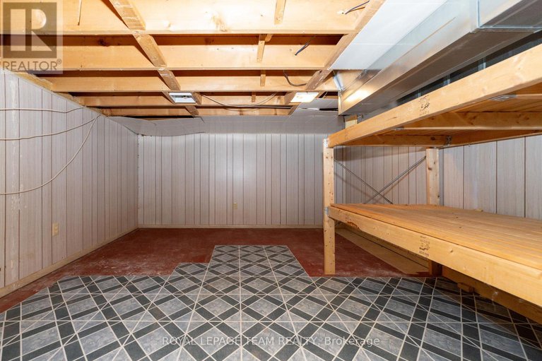 29205924/7-coolbrook-cr-crescent/munster/ottawa/ontario/K0A3P0_40