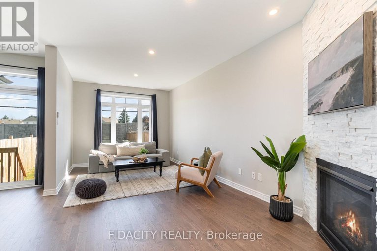 28939725/508-bulat-court/stittsville-north/ottawa/ontario/K2S0X6_4