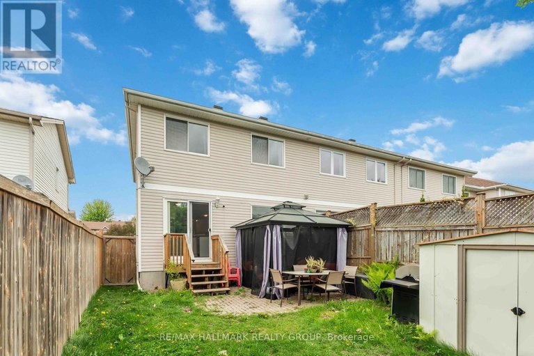 28384628/1532-duplante-avenue/fallingbrookpineridge/ottawa/ontario/K4A3Z2_29