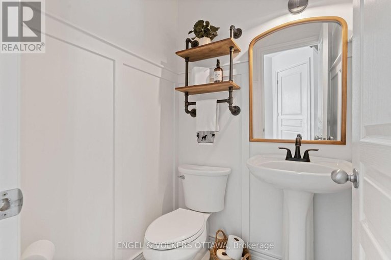 29512841/407-landswood-way/stittsville-south/ottawa/ontario/K2S0A3_18