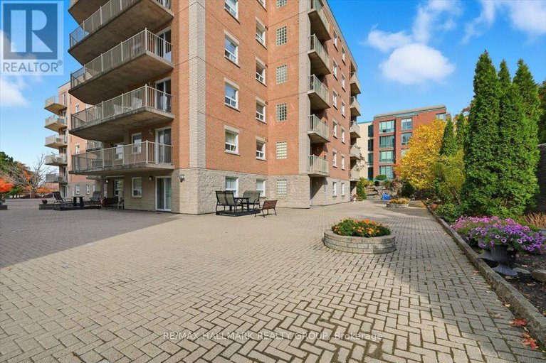 29126396/206-320-centrum-boulevard/bilberry-creekqueenswood-heights/ottawa/ontario/K1E3X9_25