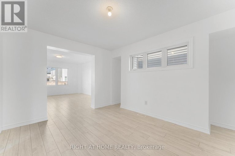 28857821/47-mudminnow-crescent/avalon-west/ottawa/ontario/K4A5H9_11