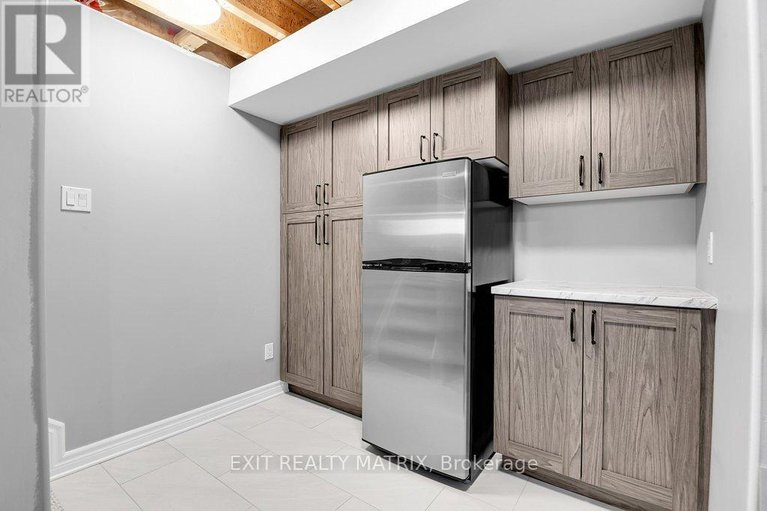 29484589/106-cobblestone-drive/village-of-russell/russell/ontario/K4R0B2_27