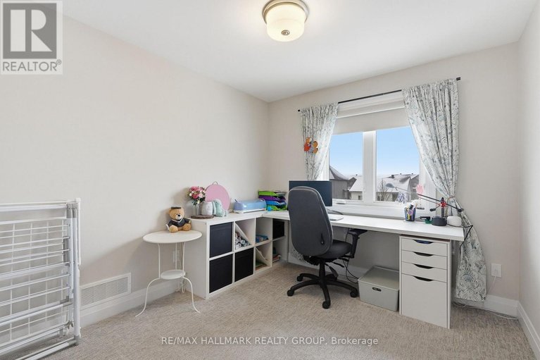 29668379/1212-avignon-street/embrun/russell/ontario/K0A1W0_24