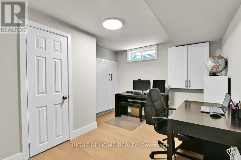 29018595/2230-bickerton-avenue/canotek-industrial-park/ottawa/ontario/K1J6Y3_26
