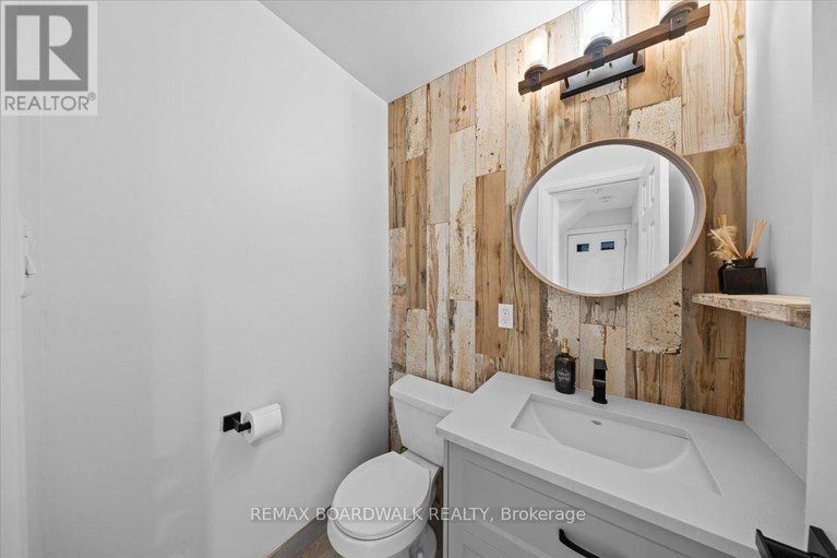 29209596/7-gagnon-court/beaverbrook/ottawa/ontario/K2K1A7_4