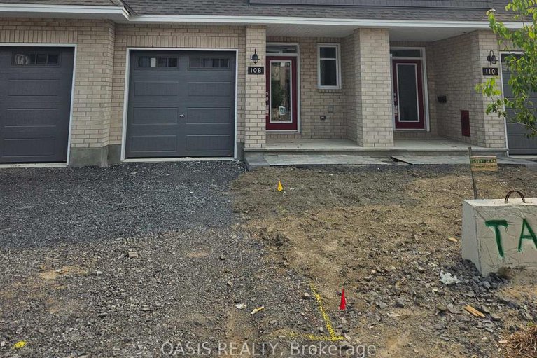 28322922/108-mandevilla-crescent/blossom-parkkemp-parkfindlay-creek/ottawa/ontario/K1T0X9_1