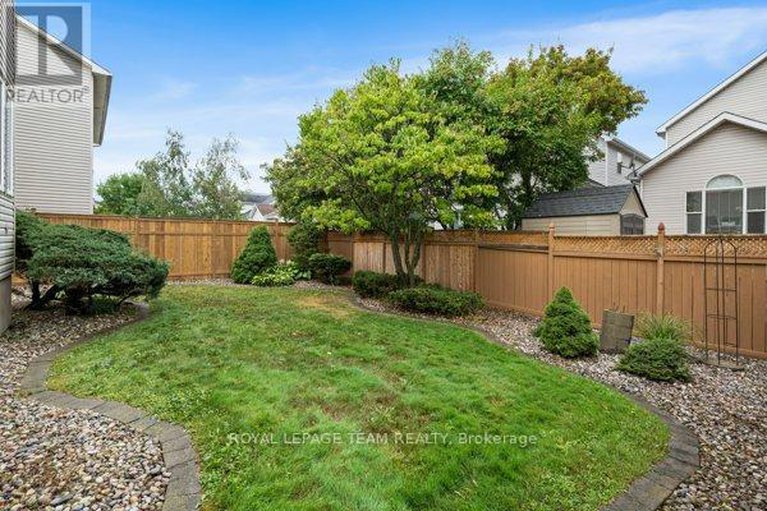28805295/1575-winterport-way/fallingbrookpineridge/ottawa/ontario/K4A4C3_28