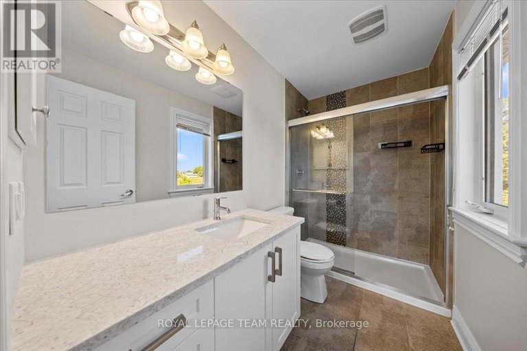 28774616/227-bert-hall-street/arnprior/arnprior/ontario/K7S0H1_28