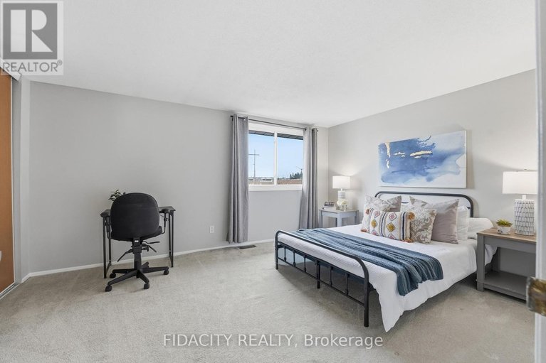 29621075/31-16-glencoe-street/arlington-woods/ottawa/ontario/K2H8S6_24