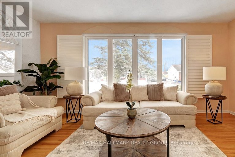 29514982/2185-bickerton-avenue/beacon-hill-north/ottawa/ontario/K1J6Y2_9