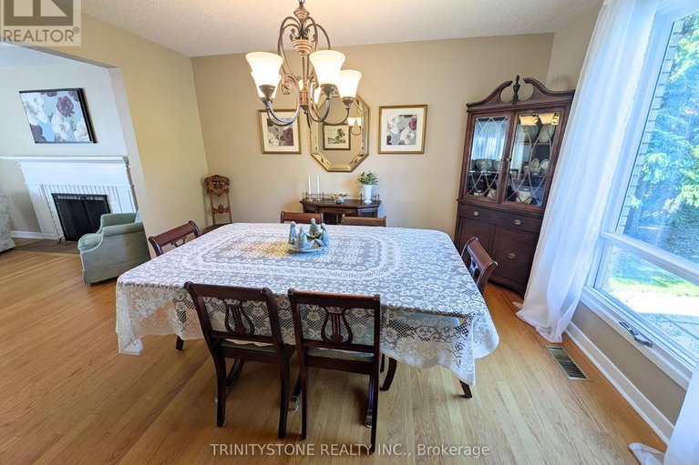 28799325/7-pulford-crescent/bayshore/ottawa/ontario/K2B6L6_10