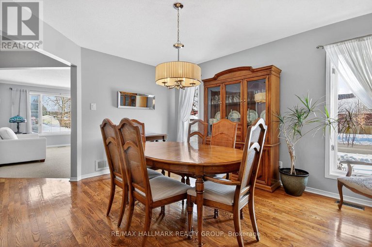 29403053/52-bramblewood-crescent/bridlewood/ottawa/ontario/K1T3G2_21