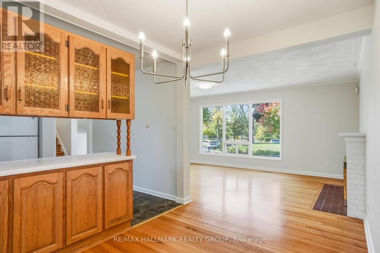 29046798/1760-laxton-crescent/bel-air-heights/ottawa/ontario/K2C2N3_9