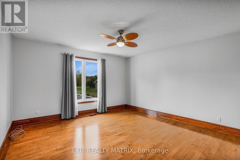 28989592/1582-sandy-hill-road/champlain-twp/champlain/ontario/K6A2R2_15