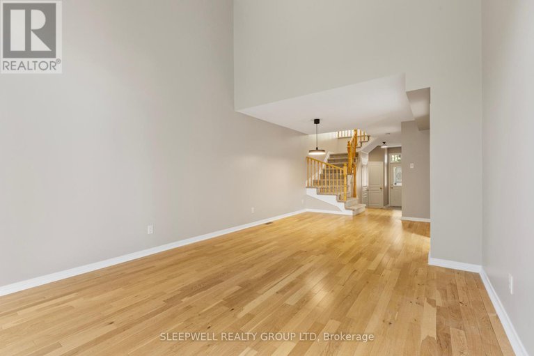 28954129/41-kettleby-street/beaverbrook/ottawa/ontario/K2K3C4_5