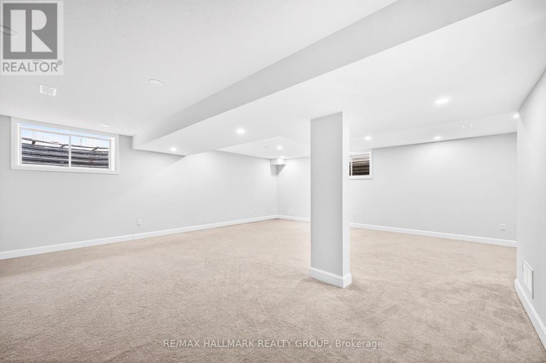 29232685/232-aquarium-avenue/avalon-west/ottawa/ontario/K4A1K7_38