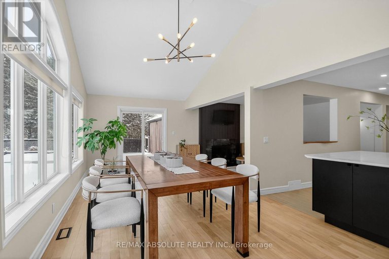 29366992/6560-michelangelo-court/north-gower/ottawa/ontario/K0A2T0_19