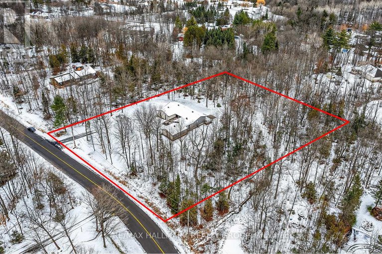 29137942/1625-royal-orchard-drive/cumberland-estates/ottawa/ontario/K4C1A9_38