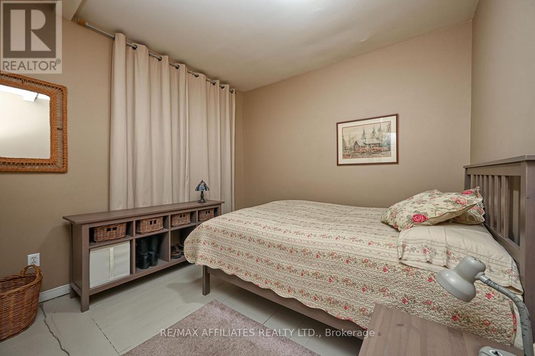28432500/45-george-street/lanark-highlands-lanark-village/lanark-highlands/ontario/K0G1K0_19