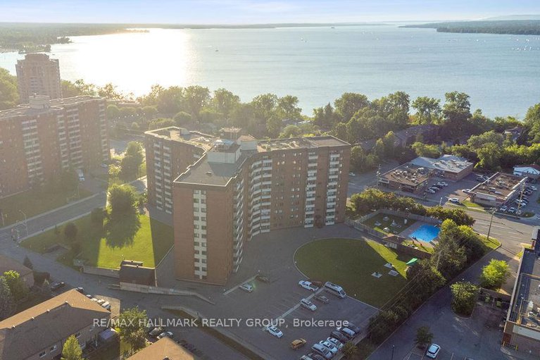 28655667/312-3100-carling-avenue/bayshore/ottawa/ontario/K2B6J6_28