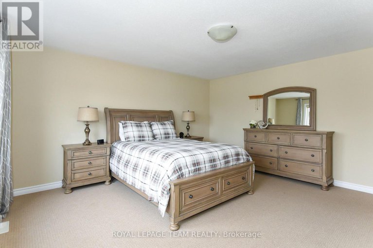 28510374/3519-woodroffe-avenue/strandherd/ottawa/ontario/K2G7A7_27